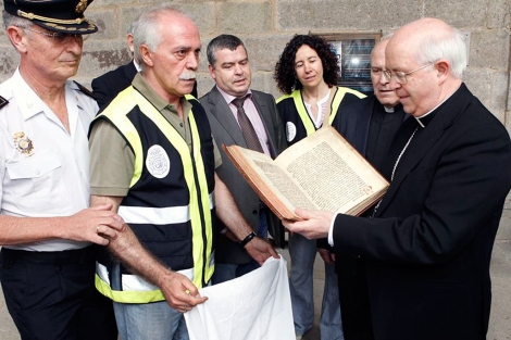 El electricista que robó el Códice Calixtino trabajó 25 años en la catedral y pidió 40.000 euros tras ser despedido